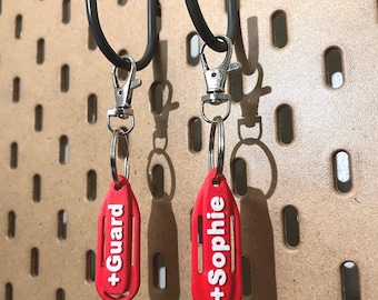 Llavero/Etiqueta para mochila de salvavidas personalizada, llavero deportivo, etiqueta para bolso de nadador, equipo de natación, regalo para entrenador, boya salvavidas impresa en 3D