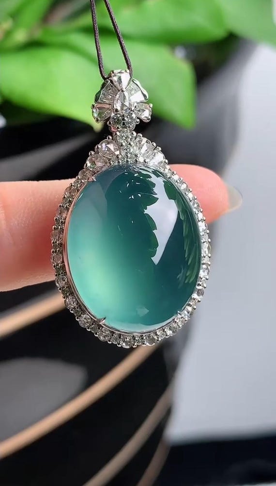 18K Gold Diamond Burmese Jadeite Pendant: Qingshui Egg-Shaped