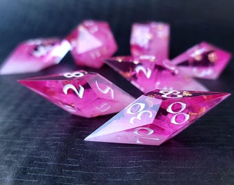 Pink crystals dnd dice set