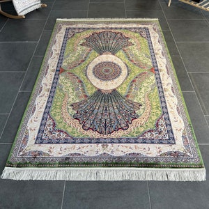 Green Decorative Rug/ Persian Silk Area Rug/ Decorative Carpet/ Rug 5x7/ Silk Carpet/ Green Bamboo Silk Rug/ Persian Silk Rug/ 5.25*7.55 ft.