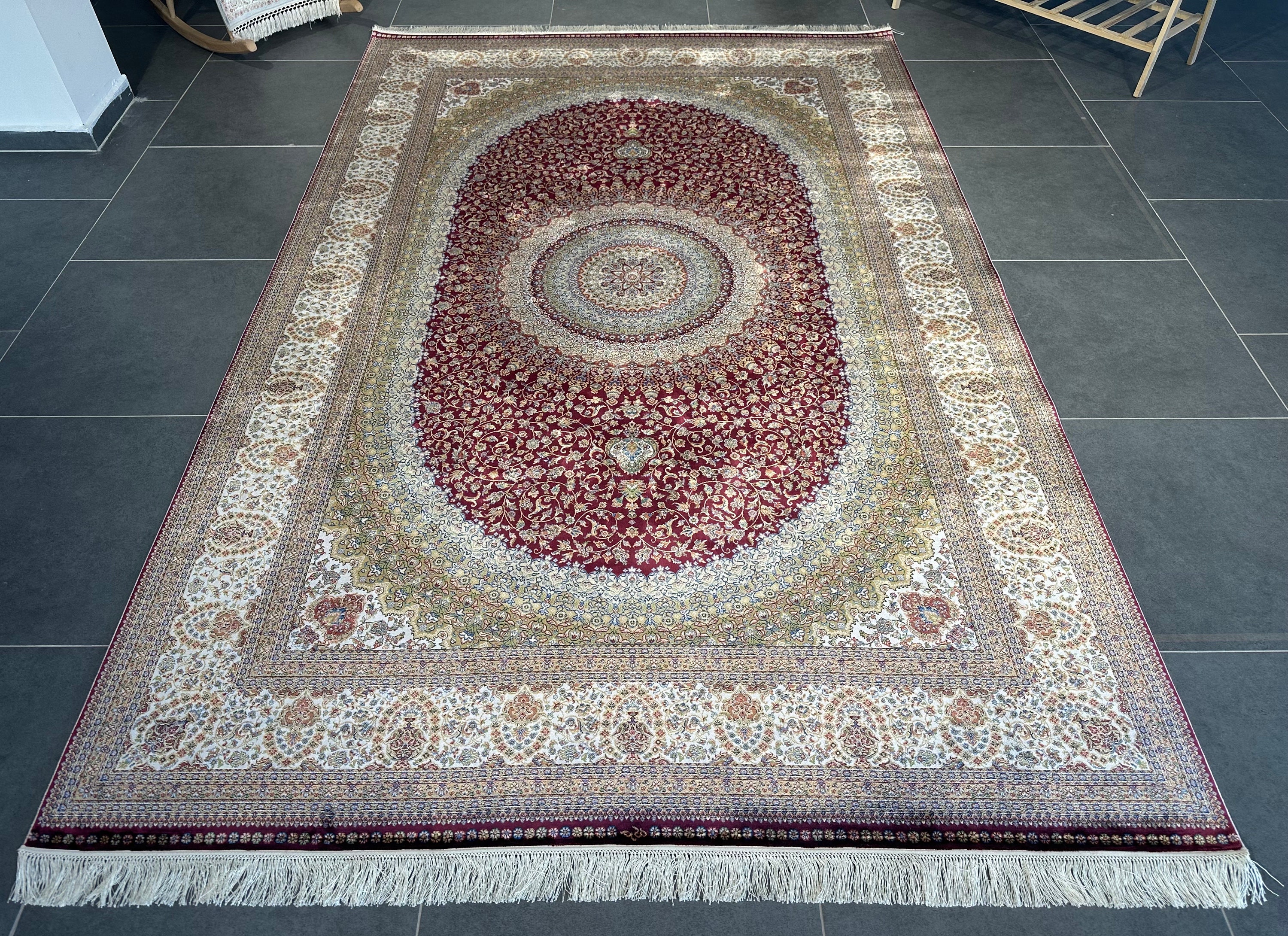 Red Silk Rug/ 7x10 Silk Rug/ Living Room/ Qum Palace Silk Rug/ Red Oriental Silk Carpet/ Bamboo Silk Rug/ 7x10 Natural Silk Rug/ 6.56*9.847