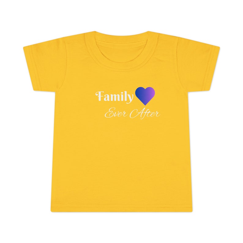 T-shirt familial Ever After pour tout-petit image 3