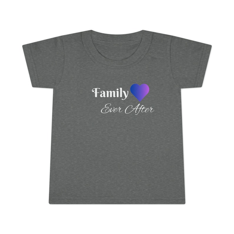 T-shirt familial Ever After pour tout-petit image 7