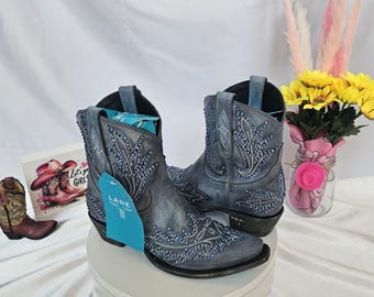 New Lane Lexington Cowgirl Booties W/ Swarovski Crystals. 1500+ Crystals!! ONE OF A KIND!! 7.5