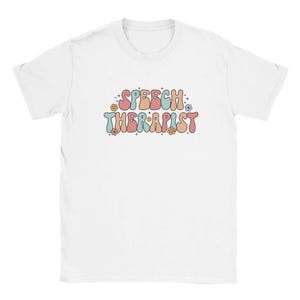 Camiseta con letras de burbuja de logopeda