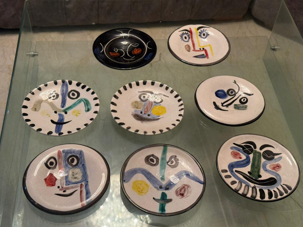 ピカソ　Picasso　お皿　壁掛け　直径約24cm　8枚セット Picasso ceramic plate - Etsy 日本