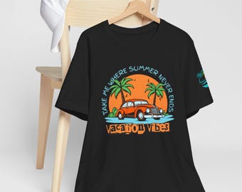 Camicia da spiaggia estiva vintage: atmosfera retrò da vacanza con palme