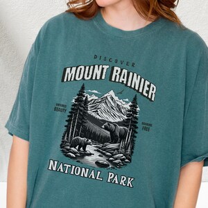 Mount Rainier National Park shirt, Mount Rainier National Park with bears Tshirt, Washington shirt, Vacation travel gift, Hiking Camper gift
