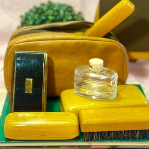 1940’s Vintage Leather Men’s Grooming Kit with accessories