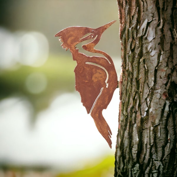 Rusty Woodpecker, Rusty Metal Woodpecker, Rusty Metal Bird, Garden Ornament, Garden Metal Art, Bird Watching Gift, Garden Decor