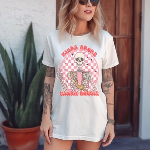 Skeleton Shirt Funny Skeleton T-Shirt Skeleton Lovers Gift Skull Vintage Halloween Tshirt Bougie Skeleton Tee Gift for Skull Lovers