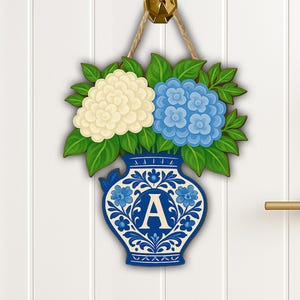 Jarrón chinoiserie de hortensias personalizado, colgador de puerta de madera / Decoración floral azul y blanca personalizada para puerta de entrada / Letrero de puerta de primavera y verano