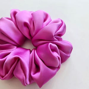 Extra large scrunchies, 100% Silk scrunchies, oversize scrunchies, jumbo hair tie, gifts for her, handmade in Canada