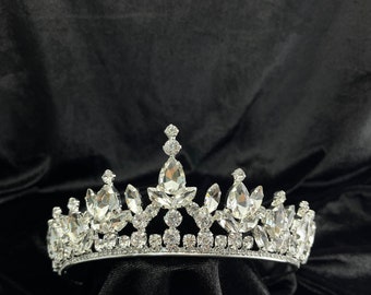 Bridal Crown.Bridal Hair Wrap.Bridal Accessories.Bridal Hair.Bridal Tiara.Silver Headpieces.Silver Crowns