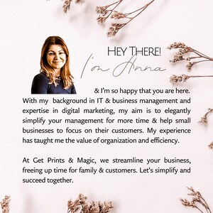 Peut inclure: Image promotionnelle avec le texte "HEY THERE! I'm Anna." L'image pr&eacute;sente une femme et du texte d&eacute;crivant son expertise en informatique et en marketing num&eacute;rique, visant &agrave; simplifier la gestion des entreprises. L'image comprend la phrase "Get Prints & Magic."