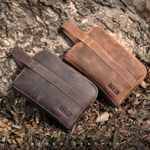 Herren Leder Handtasche Clutch | Kompakter Organizer für jeden Tag mit Kartenfächern und Reißverschlusstaschen Reven Leder Beutel