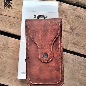 Men’s Leather Phone Holster – Vertical Belt Pouch with Dual Pocket, Magnetic Closure, Fits 5-6 Inch Phones