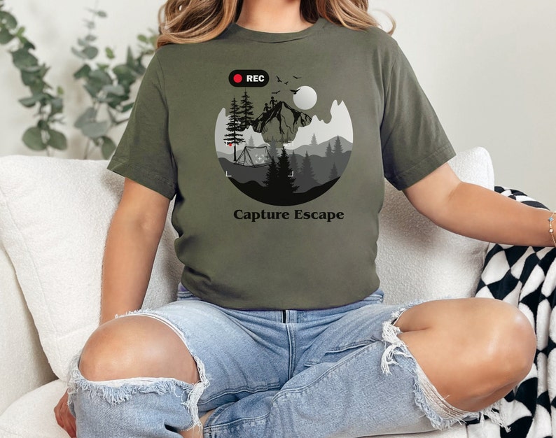 Capture Escape Shirt,Vacation Shirt,Nature Lover Shirt,Camping Shirt,Hiking Shirt,Travel gift, Photography Shirt,Photography gift, zdjęcie 4