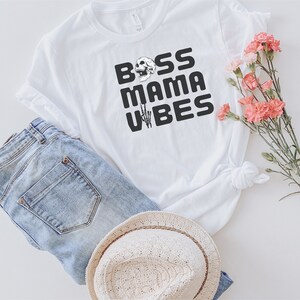 Mama T-shirt, Shirt for Mom for Mother's Day, Mama T-Shirt, Mom Shirt for Mom for Mother's Day, Mama T-shirt,Cute Mom Shirt,Mum Life Shirt zdjęcie 4