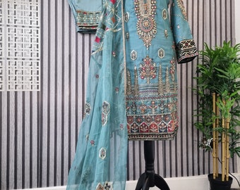 Pakistani style ready to wear suit