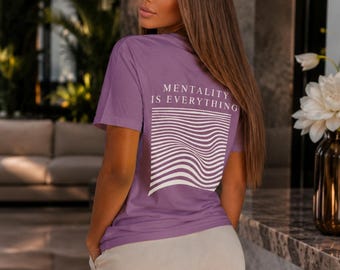 Minimalistisches T-Shirt – Alles im Trend | Ästhetisches Oversize-T-Shirt mit Grafikprint | Trendiges Streetwear-Shirt mit Rückendruck | Motivierendes Unisex-T-Shirt