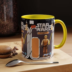 Retro Star Wars Accent Coffee Mug, Vintage Jedi Collector Gift, Sci-Fi Drinkware for Fans, Iconic Luke Skywalker Design