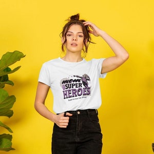 Mom of Super Heroes: Sleep is for the weak (Funny Mom T-Shirt)