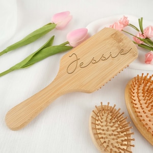 Personalised Engraved Hair Brush For Girls, Wooden Wedding Comb, Bamboo Paddle Hairbrush, Dance Team Gift, Valentine Gift, Birthday Gift