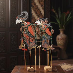 Gran marioneta de sombras Kamajaya Kamaratih – Decoración de pareja Wayang Kulit indonesia hecha a mano