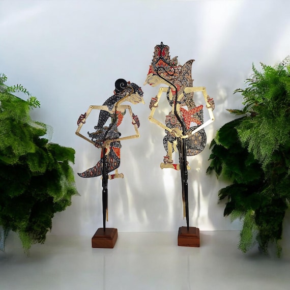 インドネシア　ワヤン人形2体（RAMA、SHINTA） Miniature Indonesian Wayang Kulit, Javanese Shadow Puppets