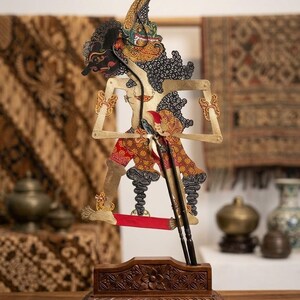 Large Jagalabilawa Shadow Puppet – Handmade Indonesian Wayang Kulit Wall Decor, Javanese Leather Art