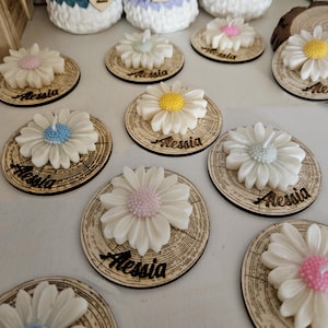 Segnaposto cera di soia e legno, margherita segnaposto, rosa segnaposto, segnaposto in legno e cera, bomboniera margherita, regalo evento