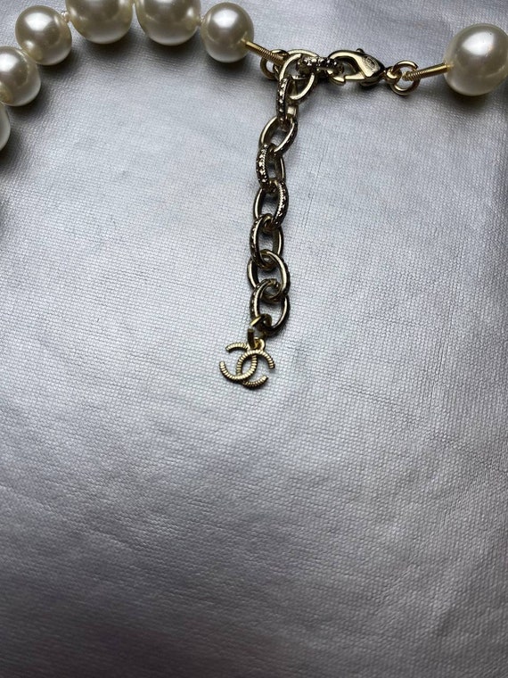 Vintage Chanel Triple Logo Bead Necklace Charm Go… - image 7