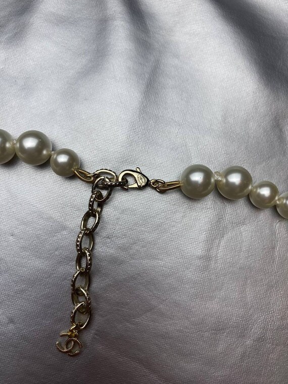 Vintage Chanel Triple Logo Bead Necklace Charm Go… - image 6