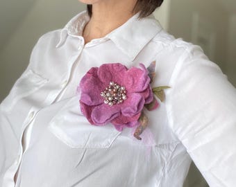 Pink Felt Flower Brooch - Handmade Wool Floral Pin- Felted Flower jewelry