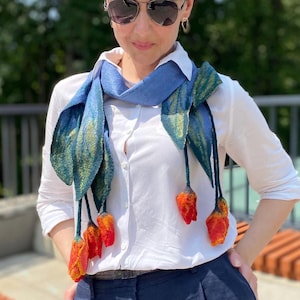 Red Tulip Felted Lariat Scarf: Merino Wool Floral Necklace
