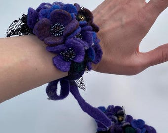 Felt Flower Brooch and Bracelet Set: Handmade Wearable Art