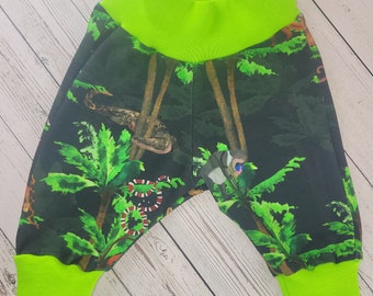 Pump pants for babies with jungle motif sizes 50 - 80