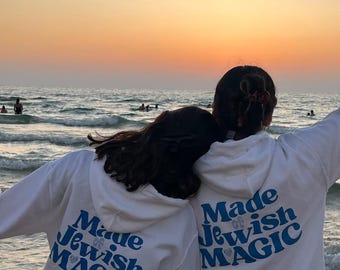 Sudadera con capucha hecha de magia judía