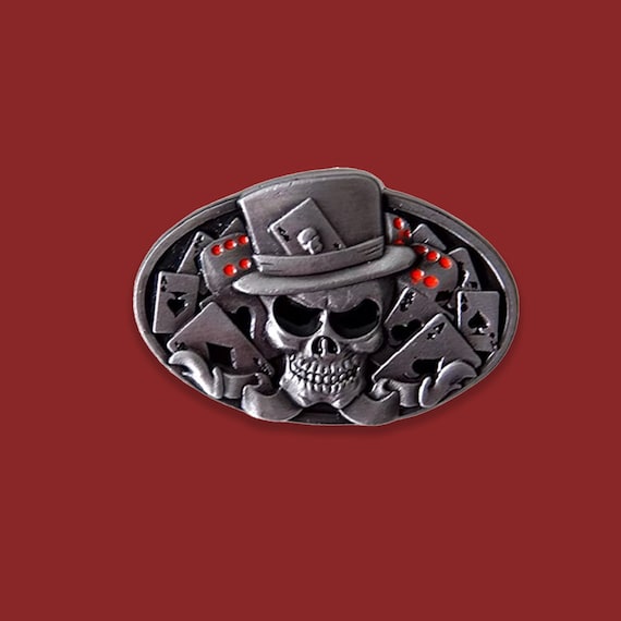 Skull with hat brooch/pin, Round circle poker pin - image 1