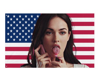 Megan Fox Bandera Americana - Tapiz icónico del cuerpo de Jennifers Edición limitada 34" X 56"