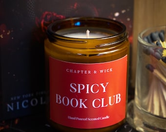 Vela con temática de libros, cera de soja perfumada Spicy Book Club