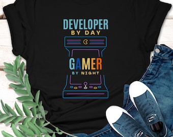 Software Developer Shirt for Men, Computer Technician TShirt for Computer Programmer, Coding T-Shirt for Computer Science Gift for Gamer