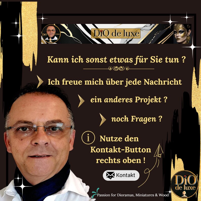 K&ouml;nnte beinhalten: Werbebild f&uuml;r DiO de luxe, mit einem Mann mit Brille und einem dunkelblauen Schal. Der Text enth&auml;lt "Kann ich sonst etwas f&uuml;r Sie tun?" und "Kontakt". Der Hintergrund ist dunkelbraun mit goldenen Akzenten und einem Logo.