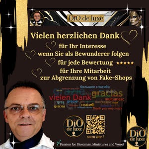 K&ouml;nnte beinhalten: Eine Werbegrafik mit dunkelbraunem Hintergrund und goldenen Akzenten. Der Text "DIO de luxe" steht oben. Das Bild zeigt einen Mann, eine Frau mit goldener Gesichtsfarbe und verschiedene Dankesbotschaften in mehreren Sprachen.