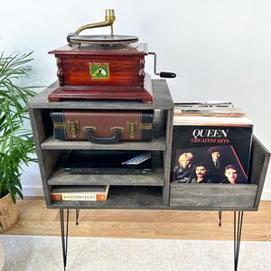 Mid Century Wooden Record Player Stand – Vinyl Record Console Cabinet – Turntable Storage Unit for LP Collection, Turntable Stand, Vinyl