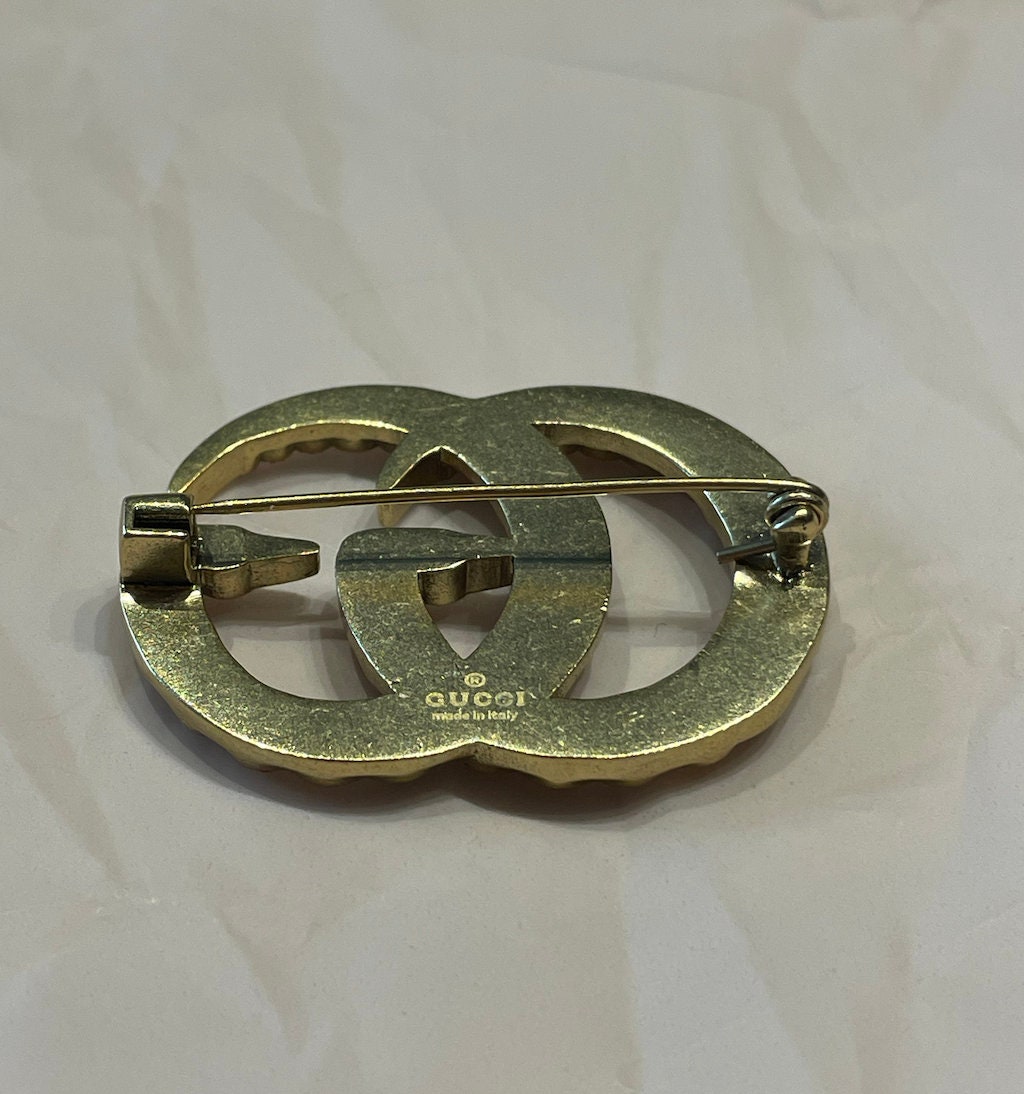 GUCCI GGロゴ ストーン付きブローチ Vintage Gucci Gold Brooch With Stones - Etsy