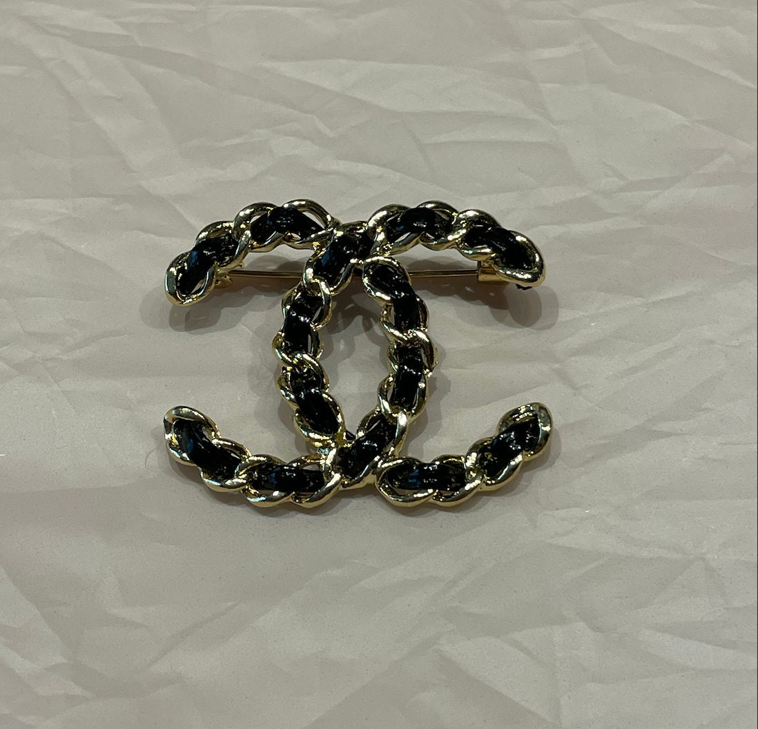 80s Chanel Brooch - Etsy Canada