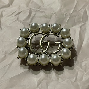 Vintage Gucci Gold Brooch With Pearls