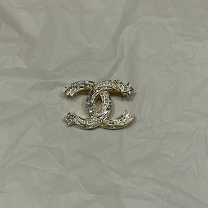 Vintage Excellent Gold Tone Chanel Brooch With Stones